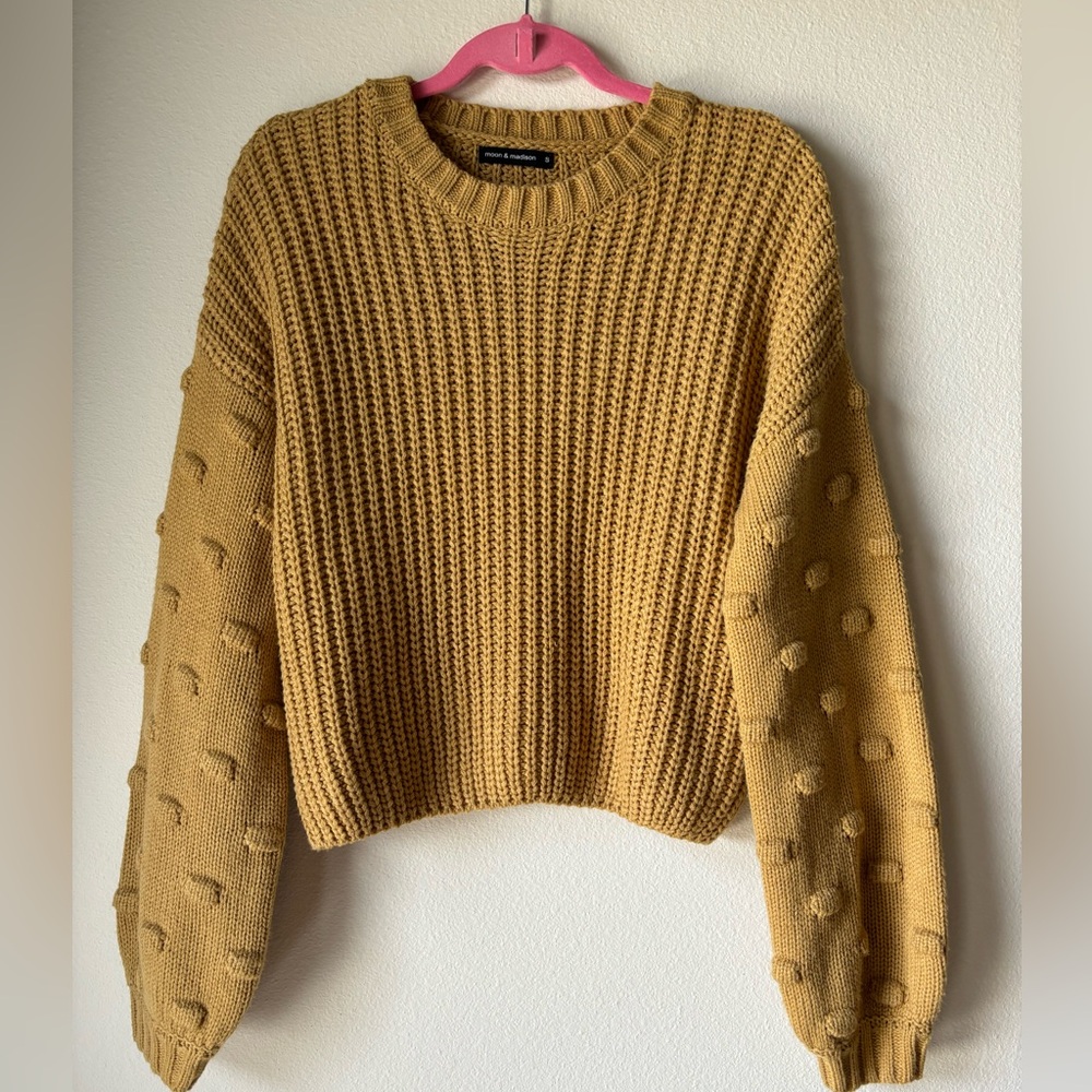 Knit sweater
